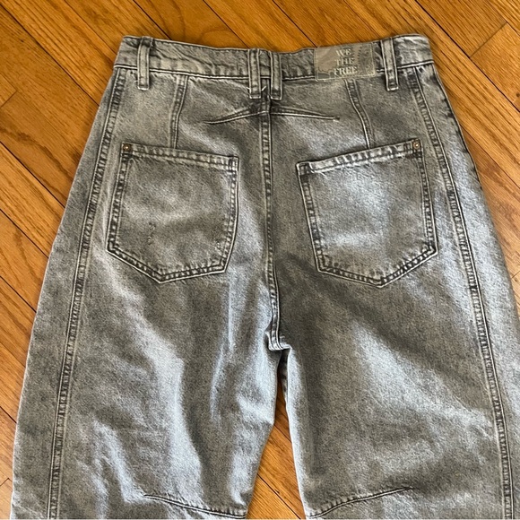 Free People We The Free Good Luck Mid Rise Barrel Jeans Size 26 Archive Gray - Picture 10 of 13